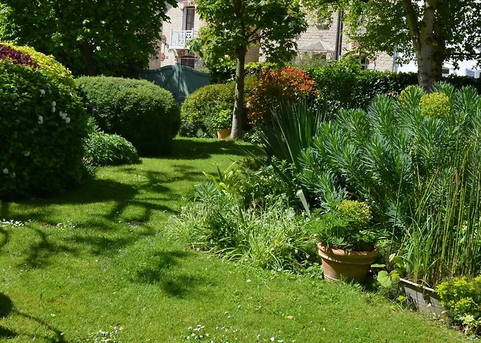 Bed & Breakfast D'hotes El Vigot Plaza 2*