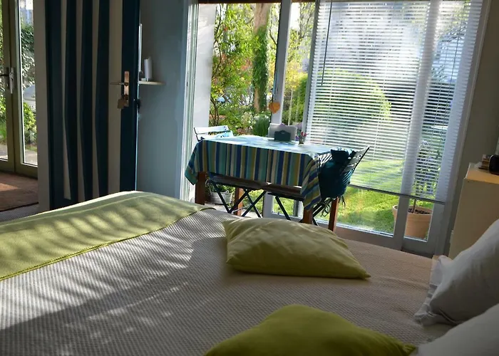 D'hotes El Vigot Plaza Bed & Breakfast 2*